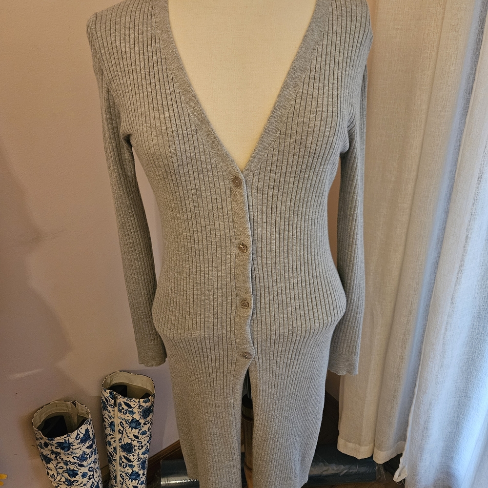 Gray Ribbed Button-Up Maxi Long Cardigan - Picture 2 of 3